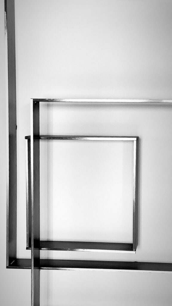 Minimal Art Skulptur – Detailansicht aus einem Werkprozess von Claudio Raffaele