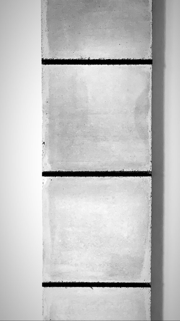 Minimal Art Skulptur – Detailansicht aus einem Werkprozess von Claudio Raffaele